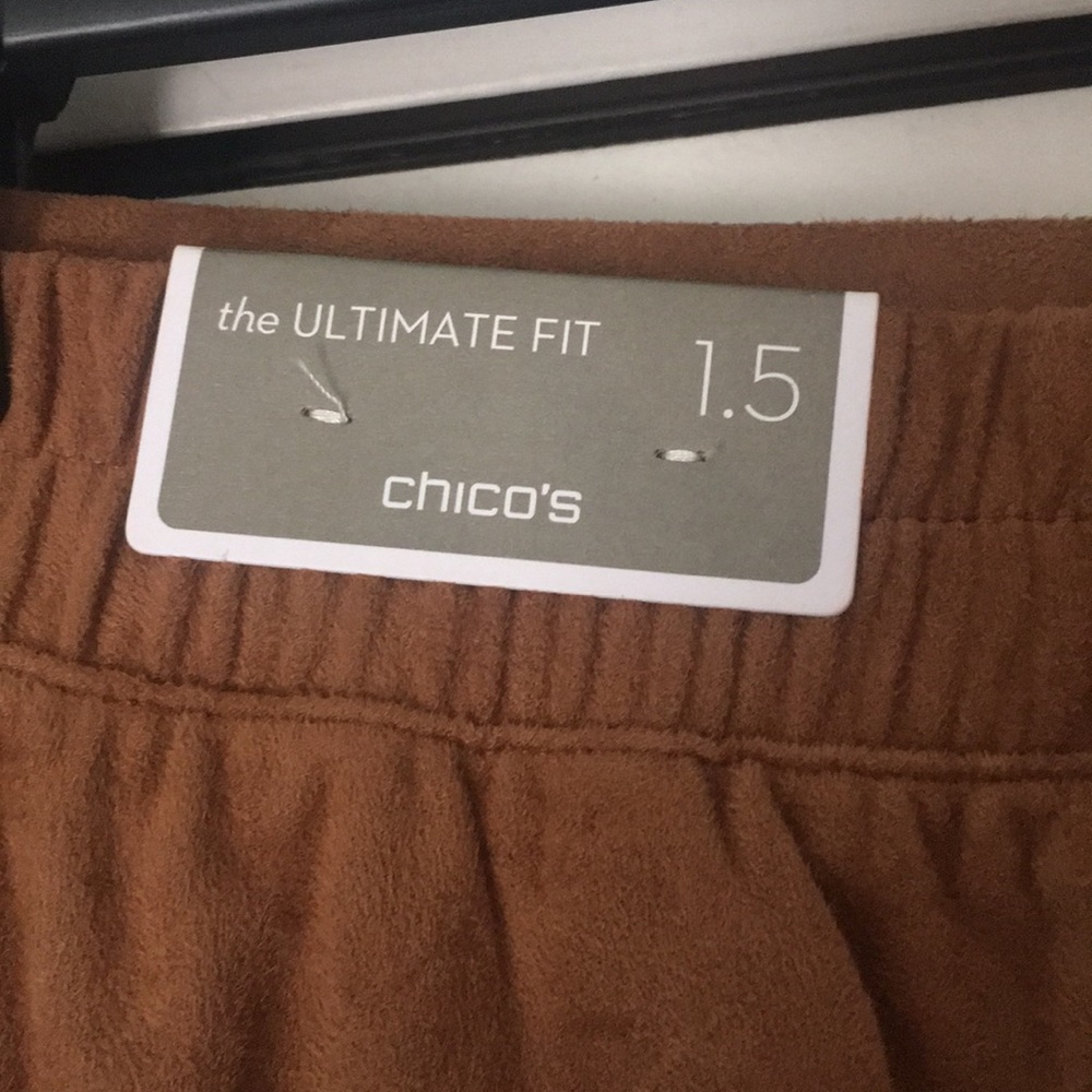 Chico’s wide crop, faux suede, NWT - Picture 3 of 11